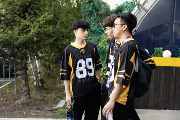 Photo #98